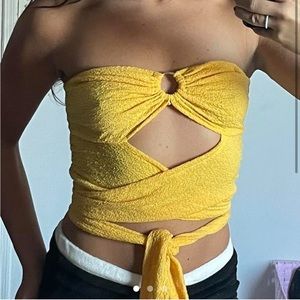 💛Y2K Yellow Tie Front Strapless Top💛